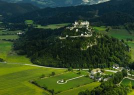 Vom Schloss zur Burg: Aus Moosburg wird Hochosterwitz