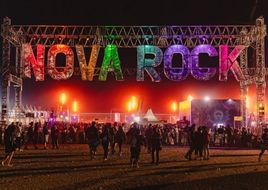 Welche Bands könnten 2026 am Nova Rock spielen?