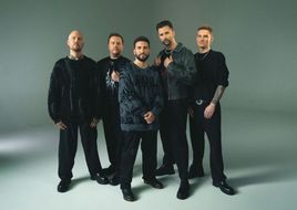 Electric Callboy covern "Still Waiting" von Sum 41