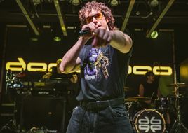 Fotoreport: Don Broco im Flex