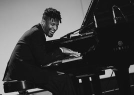 Fotoreport: Jon Batiste im Wiener Konzerthaus
