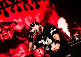 Fotoreport: Hatebreed im Posthof