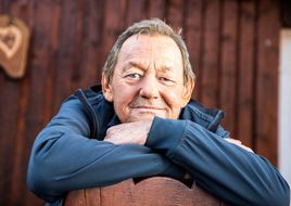 Wolfgang Ambros präsentiert seine neue Single "Die Sunnseitn des Lebn"