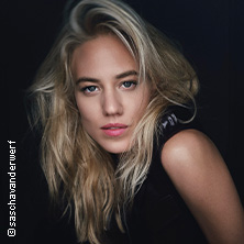 Larissa Marolt