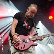 Peter Hook and The Light