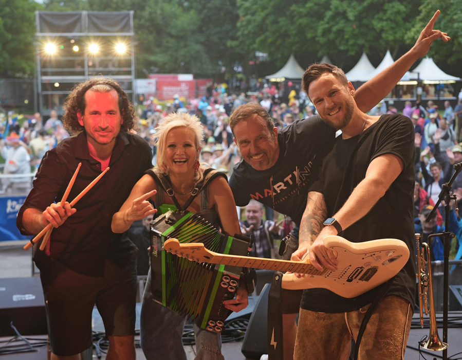 &copy; Meissnitzer Band