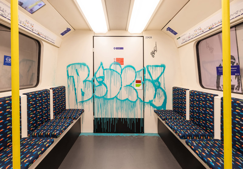 &copy; Dominik Gruss