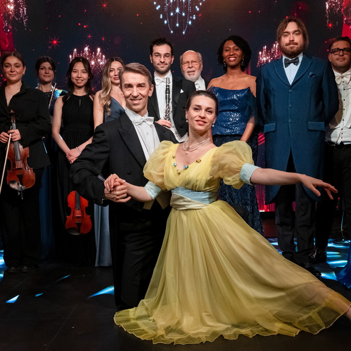 &copy; The Grand Pearl