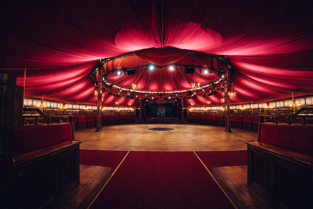 &copy; Marvin Strauss