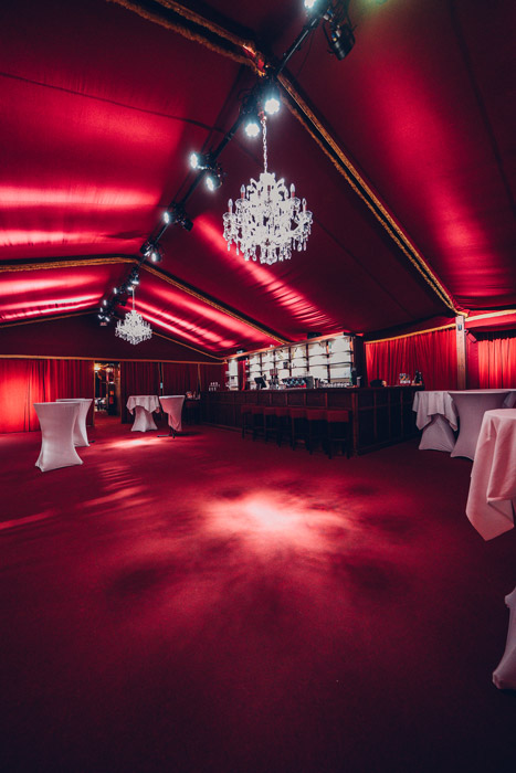 &copy; Marvin Strauss