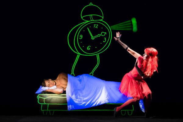 Schwarzlicht Theater