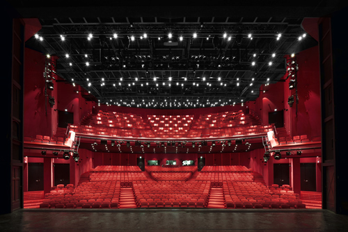 Stage Theater an der Elbe