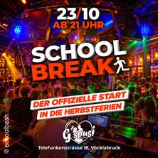 School Break x Schwarzraum